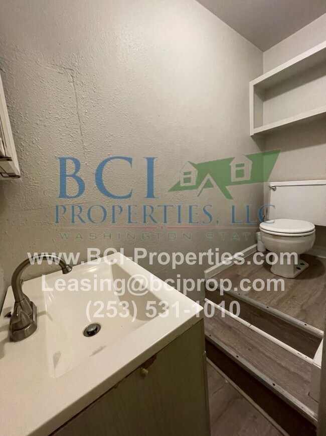 Foto del edificio - 5503 112th St SW