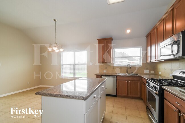 Foto del edificio - 4814 Emerald Bay Cir