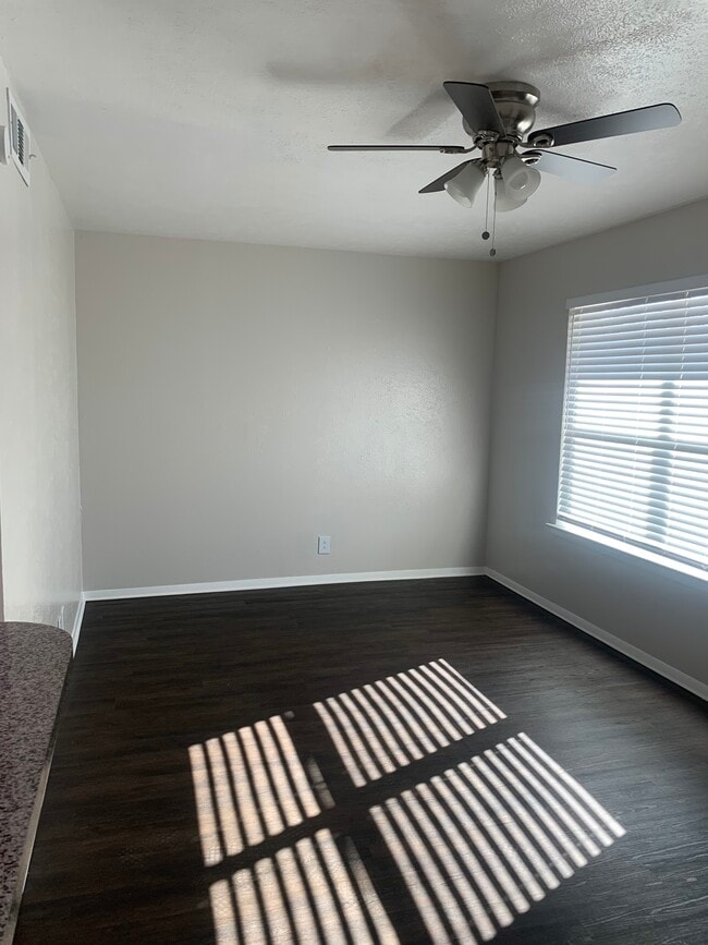 Photo - The Vine RG LLC Apartments