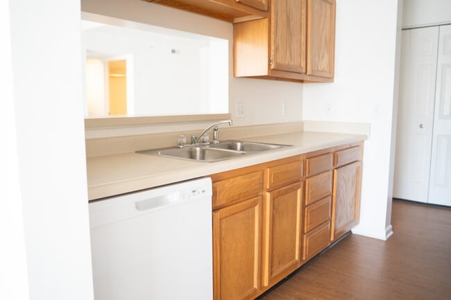 Building Photo - Bayberry Pointe Apartments