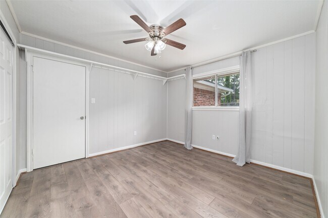 Foto del edificio - 25602 Oakhurst Dr