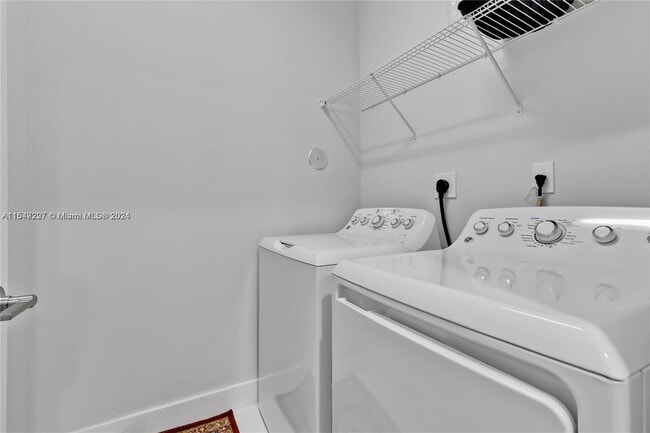 Photo - 4745 NW 84th Ct House