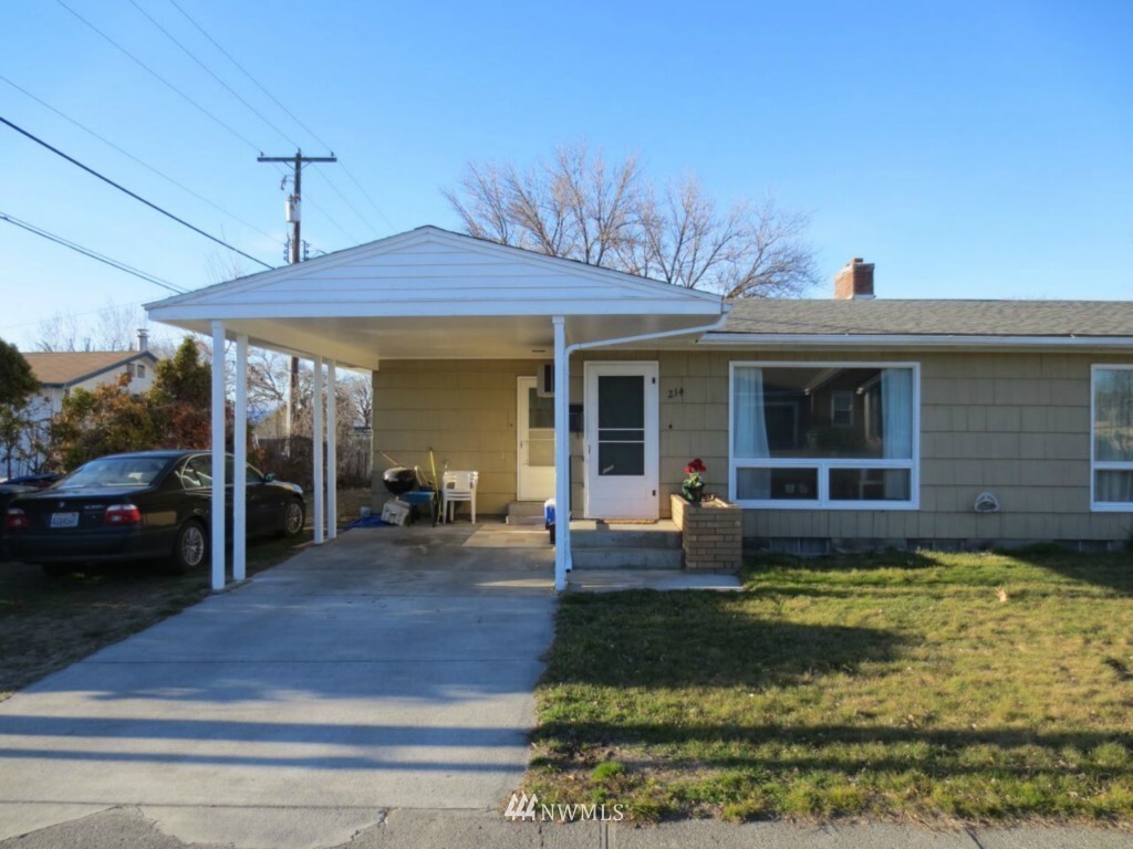 Primary Photo - 214 E 6Th Ave