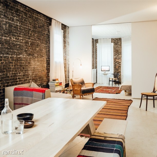 Foto del edificio - 6012 71st Ave