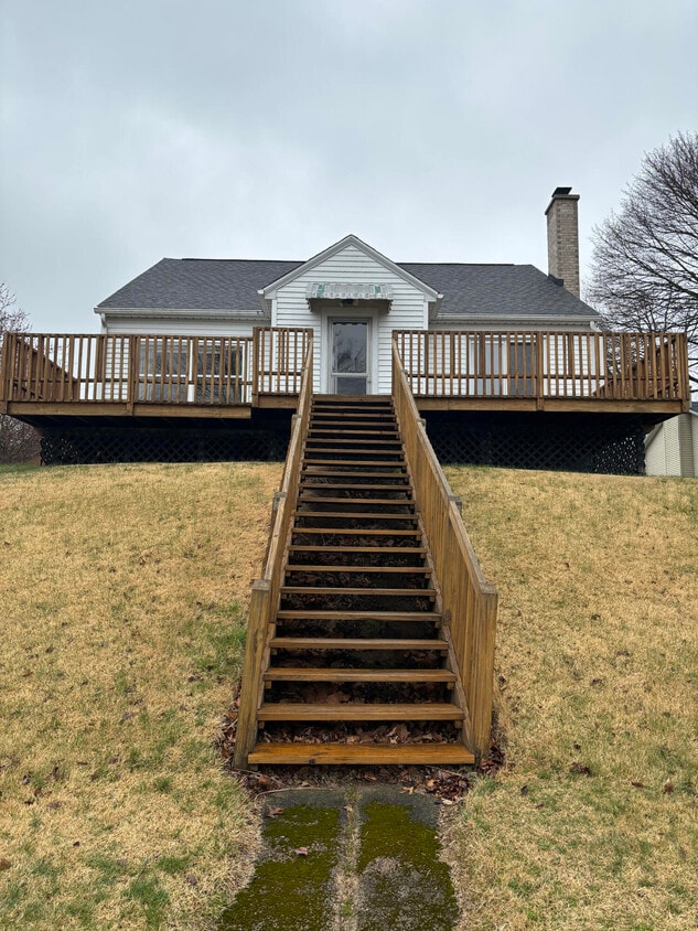 1420 E Osterhout Ave, Portage, MI 49002 House Rental in Portage, MI