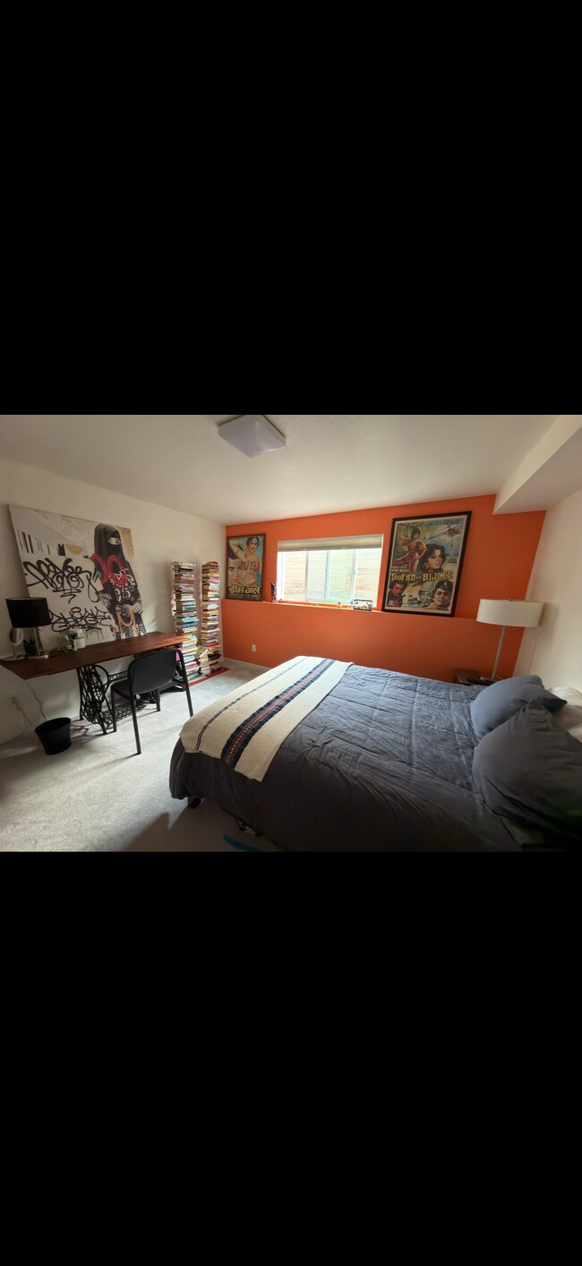 Building Photo - 3839 Letitia Ave S