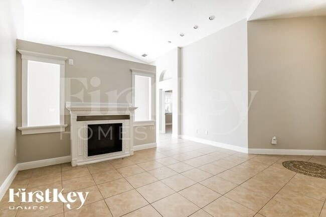 Foto del edificio - 1695 NE 37th Pl