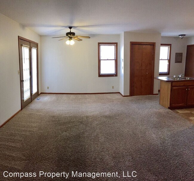 Building Photo - 2614-2620 Kragspough Ct