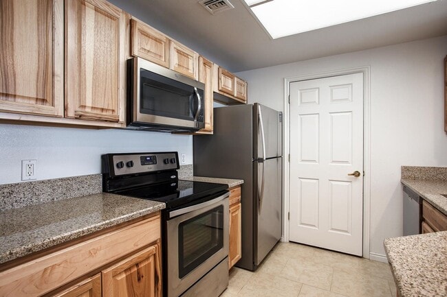 Foto del edificio - 2 Level Canyon Creek Condo
