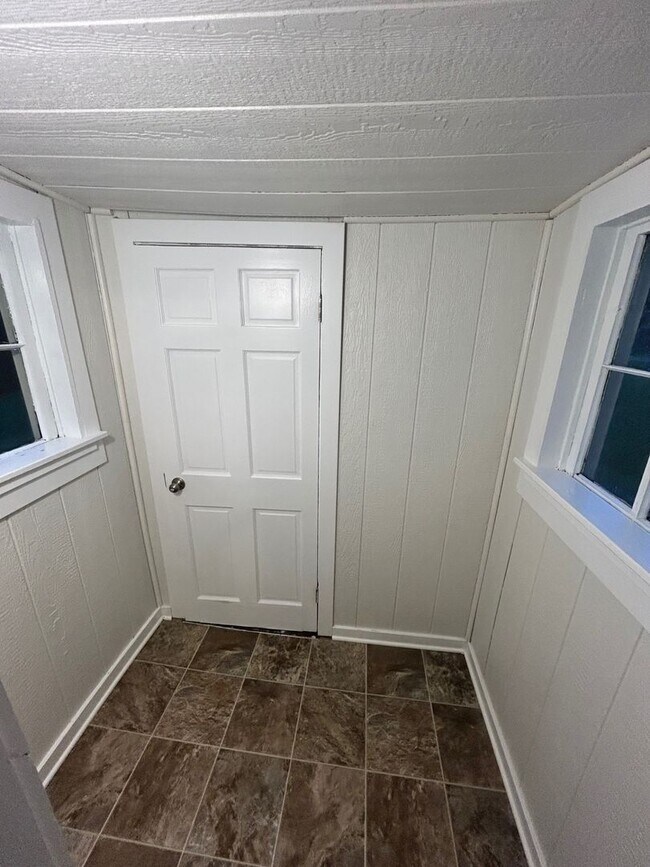 Foto del edificio - 270 W Pine St NE