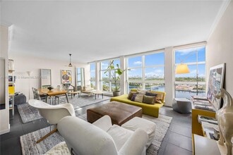 Building Photo - 5055 Collins Ave