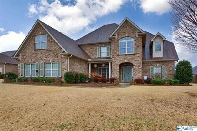 Foto del edificio - 106 Carlton Woods Dr