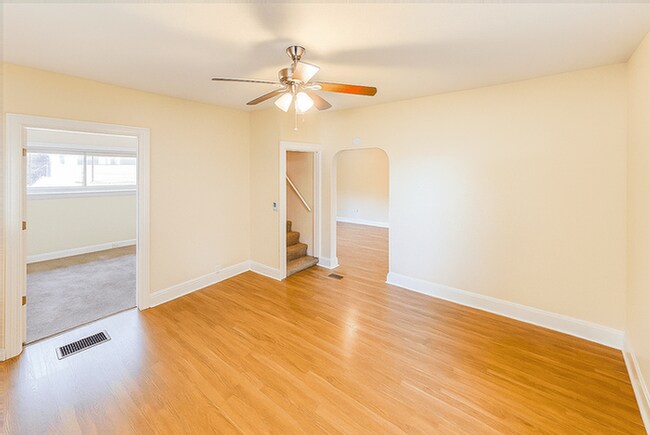 Foto del edificio - 1324 E Ganson St