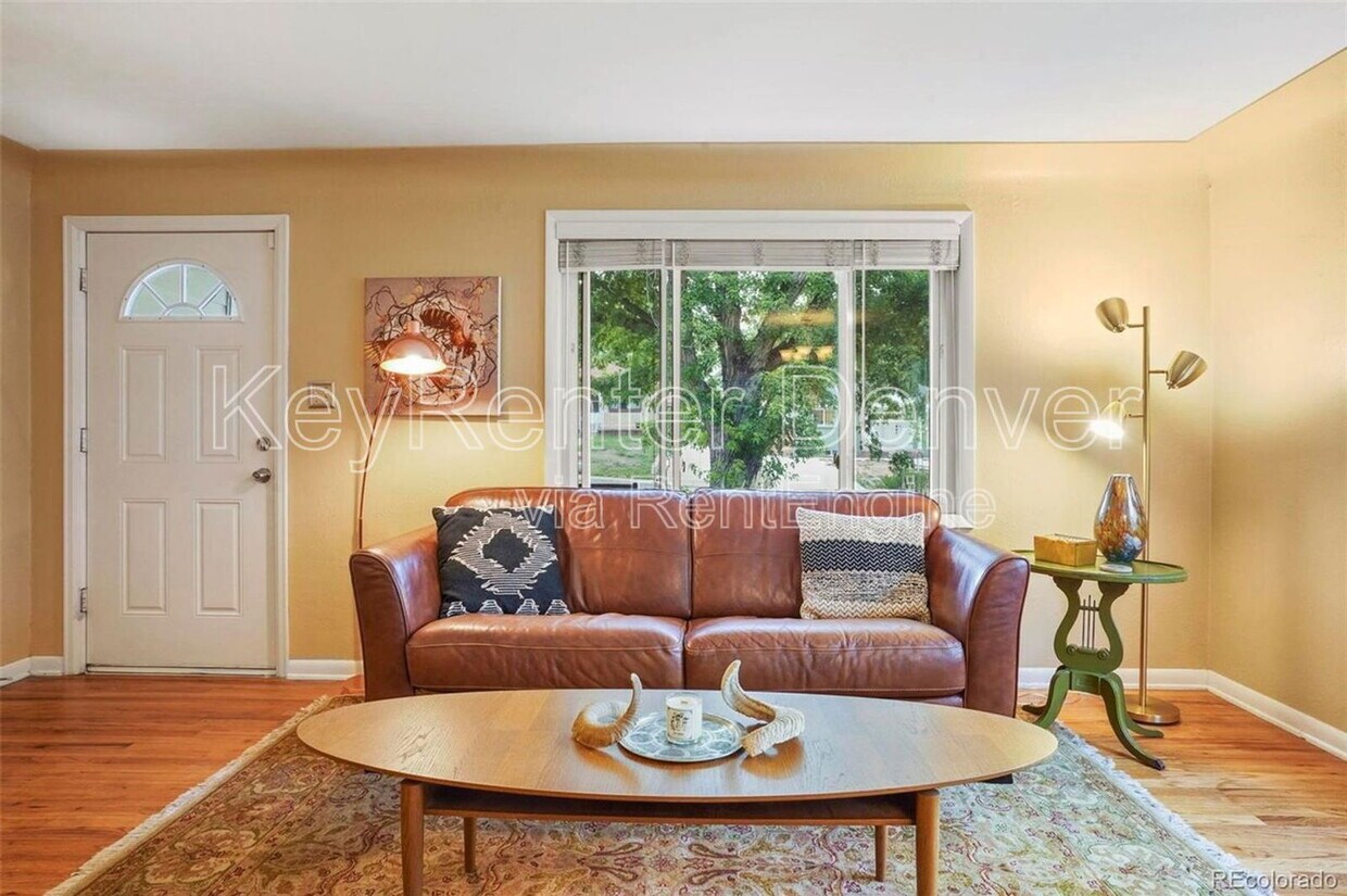 Foto principal - 2805 Fenton St