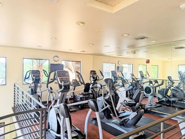Building Photo - 2 Bed 2 Bath Condo in Montage Condominium