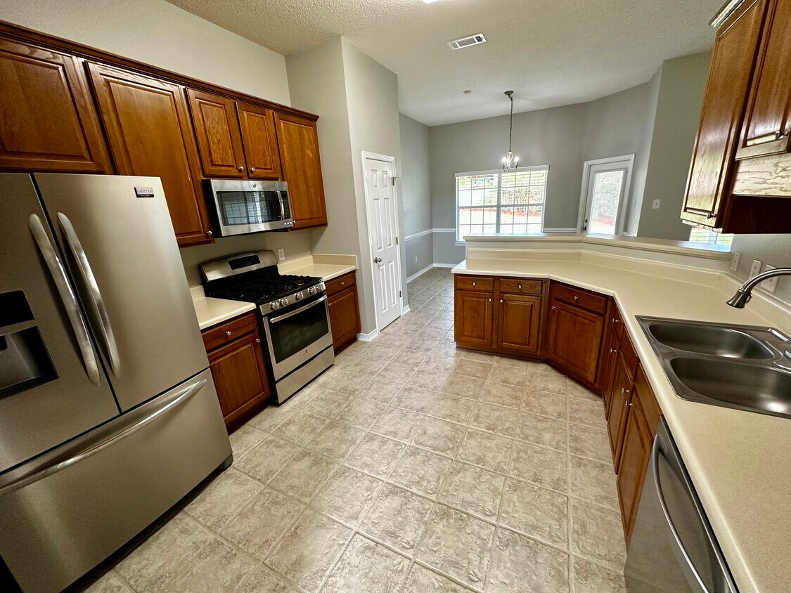 Foto principal - 27094 Stratford Glen Dr