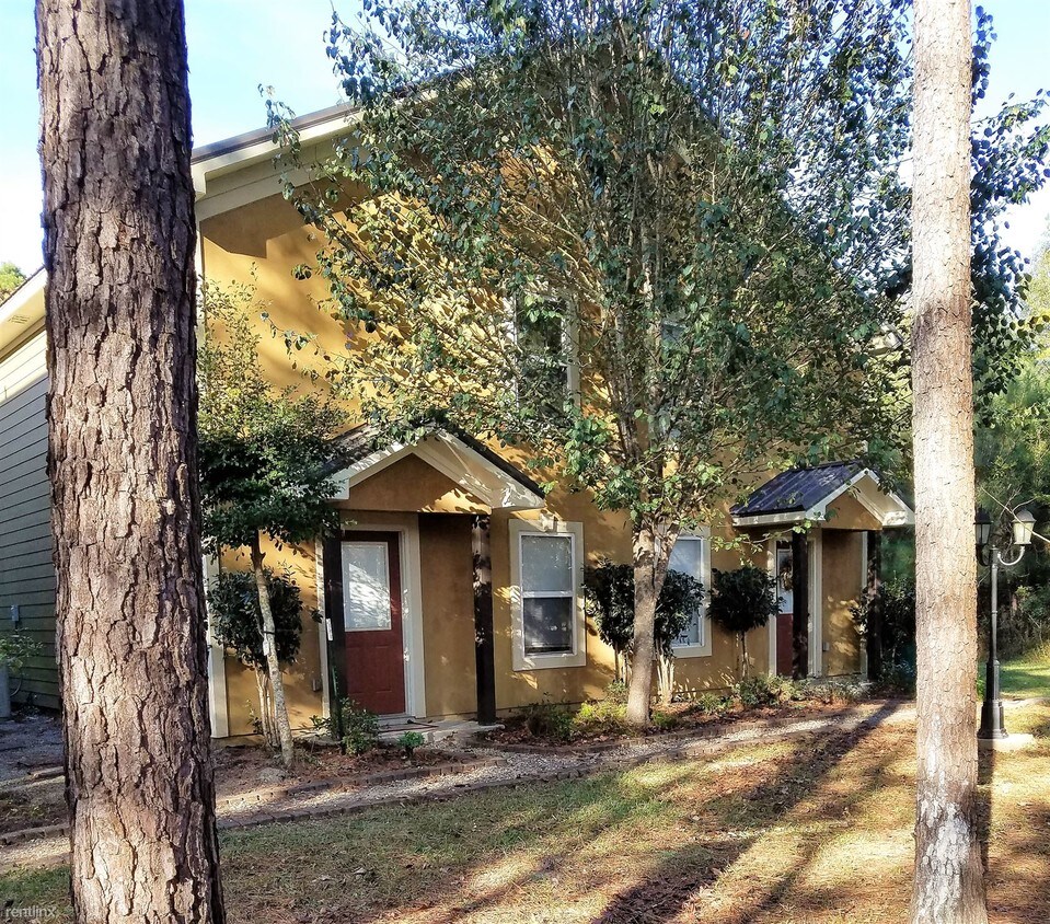 Primary Photo - 47024 Ligia Pl