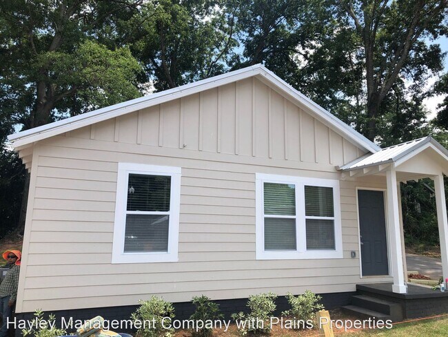 Foto del edificio - 2 br, 1 bath House - 305 Edge Ct