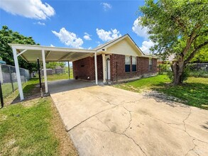 Building Photo - 6209 S Azul Ln