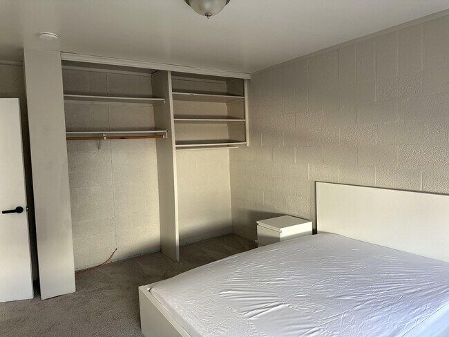 Foto del edificio - 3771 Shirebrook Dr