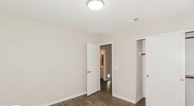 Building Photo - 16028 N 3rd Ave