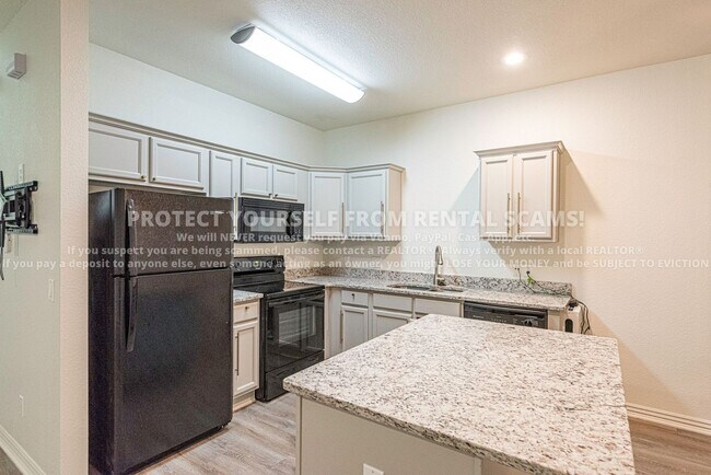 Foto del edificio - 766 W Breeze Cove