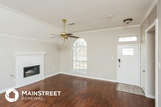 Building Photo - 501 Brazos St