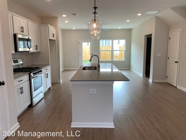 Foto del edificio - 3 br, 2.5 bath House - 2815 Ridge Crest Court