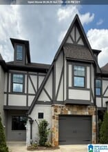 Building Photo - 4215 Lennox Dr