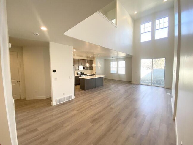 Foto del edificio - 388 W Songbird Ln