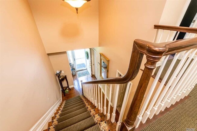 Building Photo - 136 Terrace Ct
