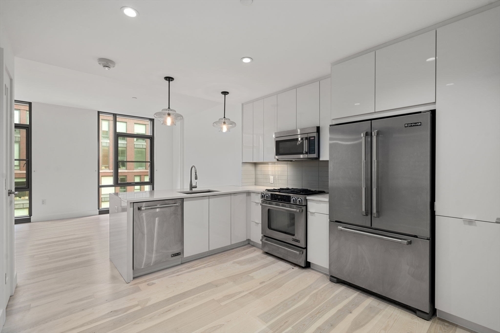 Foto principal - 32 Traveler St