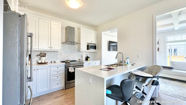Building Photo - 51 Branigan Cres
