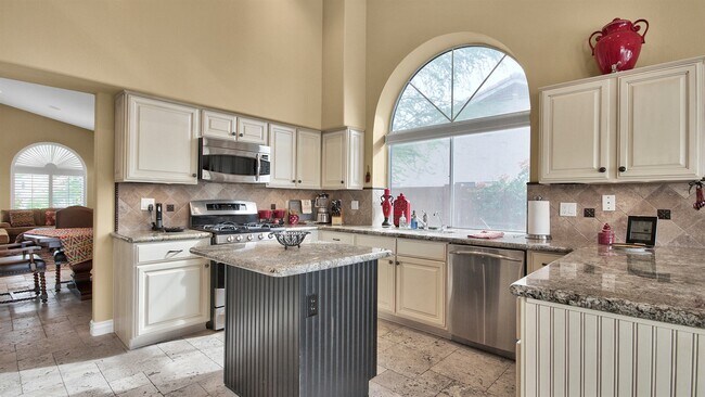Foto del edificio - 30256 N 47th St