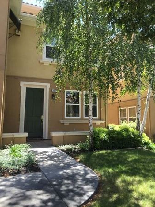 Foto del edificio - 3357 Monaghan Street