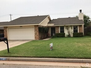 Building Photo - 12801 Brandon Pl
