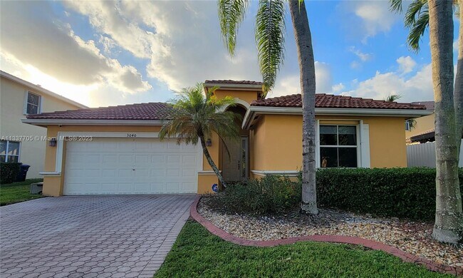 Building Photo - 3040 SW 131st Ave