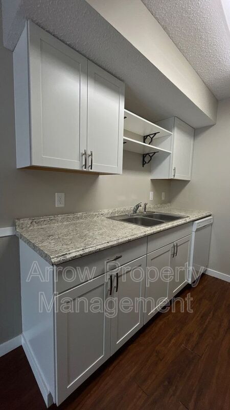Foto del edificio - 3405 Holdrege St