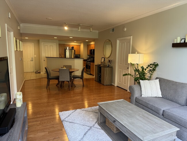 Photo - 2220 Fairfax Dr Apartment