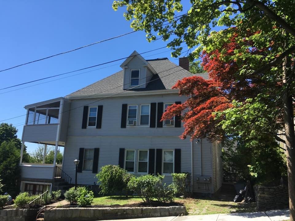 Primary Photo - 129 Lincoln Ave
