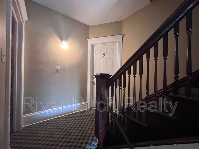 Foto del edificio - 457 W Lawrence Ave