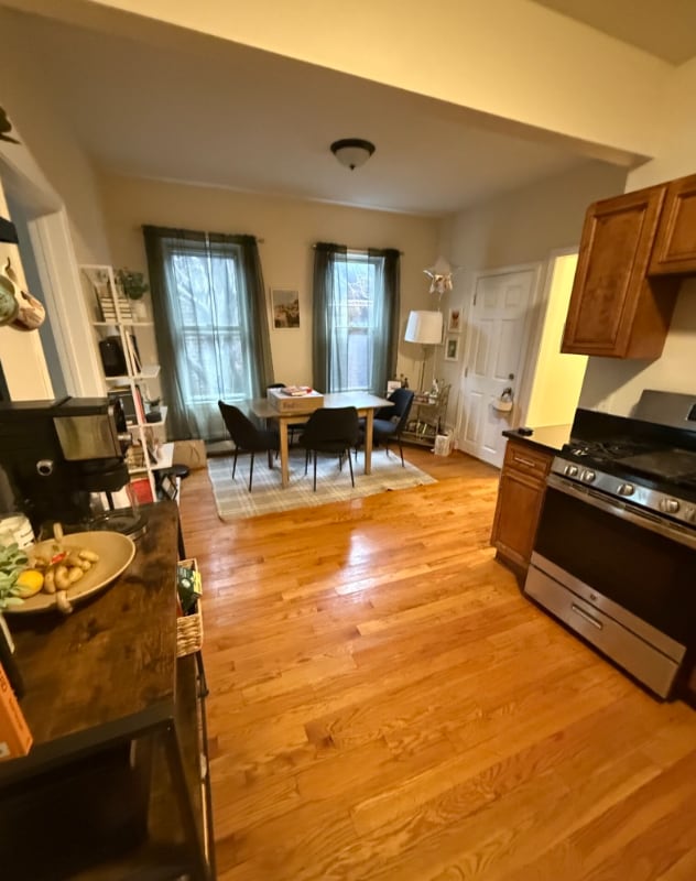 Primary Photo - 58 Medford St
