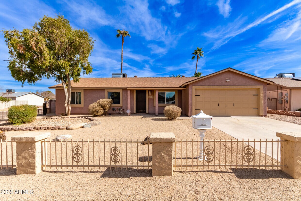 Primary Photo - 14409 N 34th Way