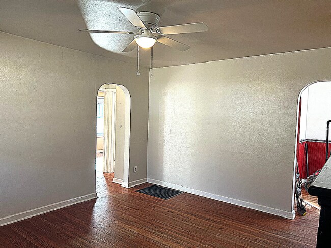 Foto del edificio - 1841 N Jeanette Ave