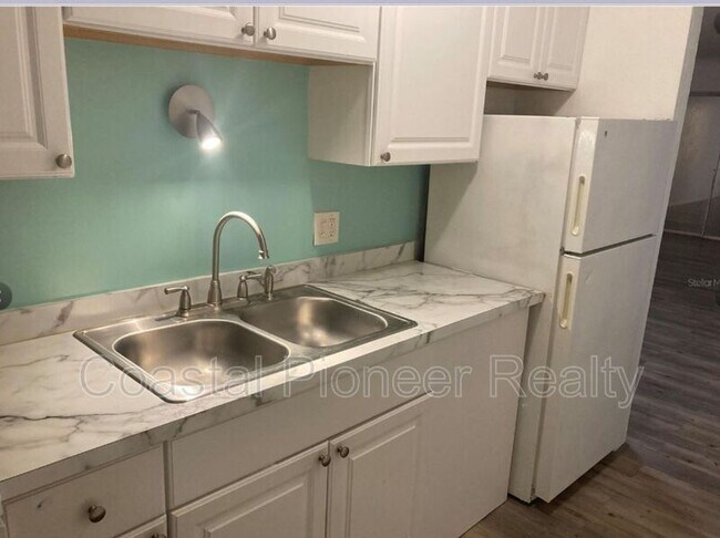 Foto del edificio - 4250 37th St S