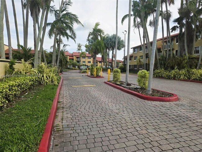 Foto del edificio - 15640 SW 80th St