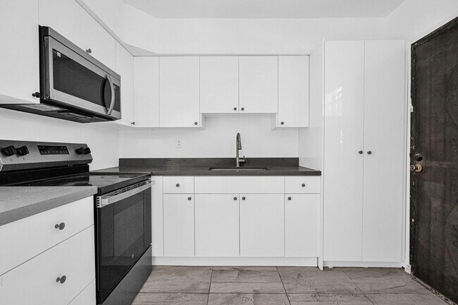 Foto del edificio - 14600 NE 14th Ave