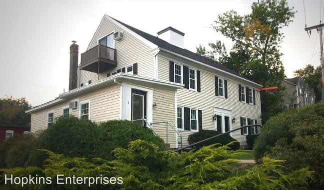 Building Photo - 4-6 Back River Rd