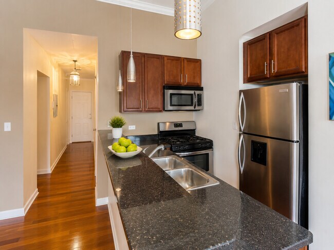 Foto del edificio - 4731 S Ingleside Ave