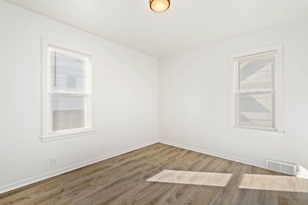 Primary Photo - Recently Renovated Home in Coraopolis
